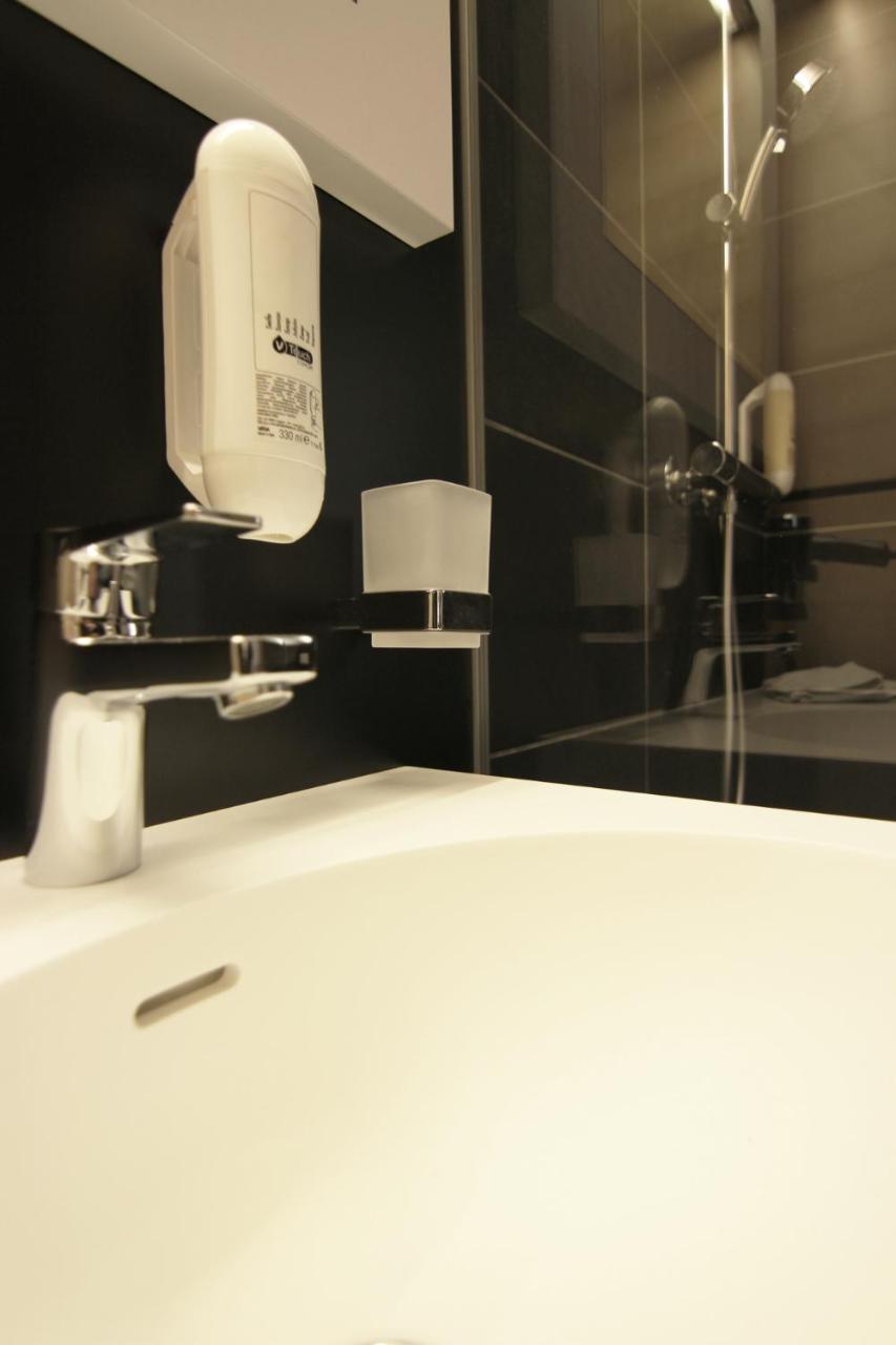 Me Hotel By Wmm Hotels Meitingen Экстерьер фото